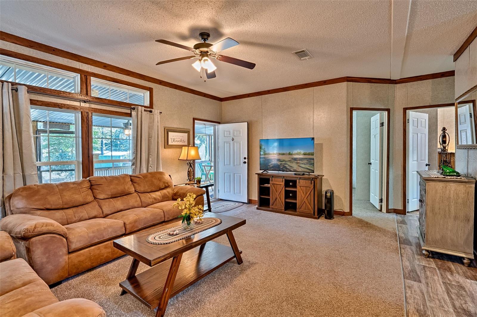 ROOTERVILLE - Residential