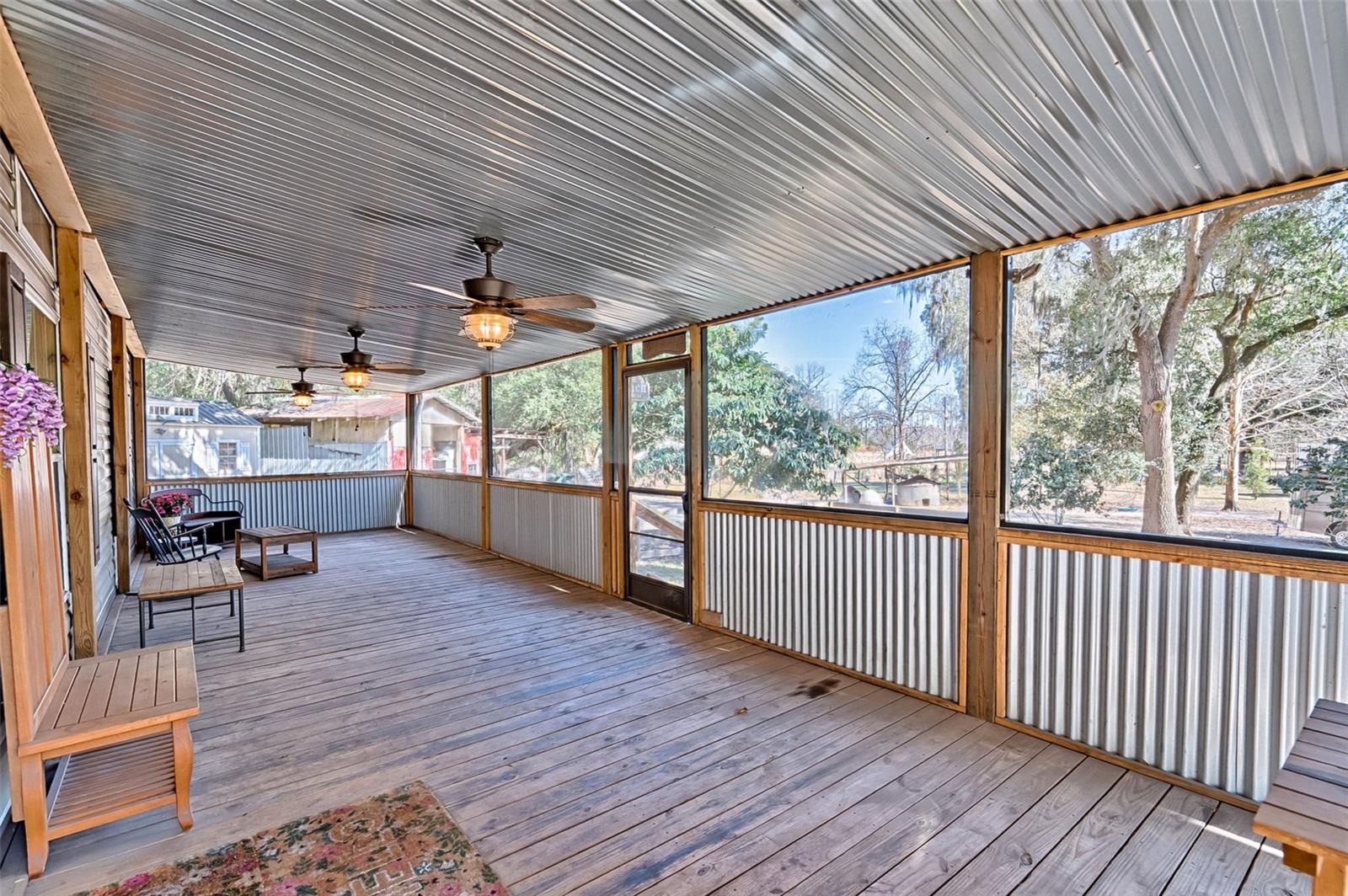 ROOTERVILLE - Residential