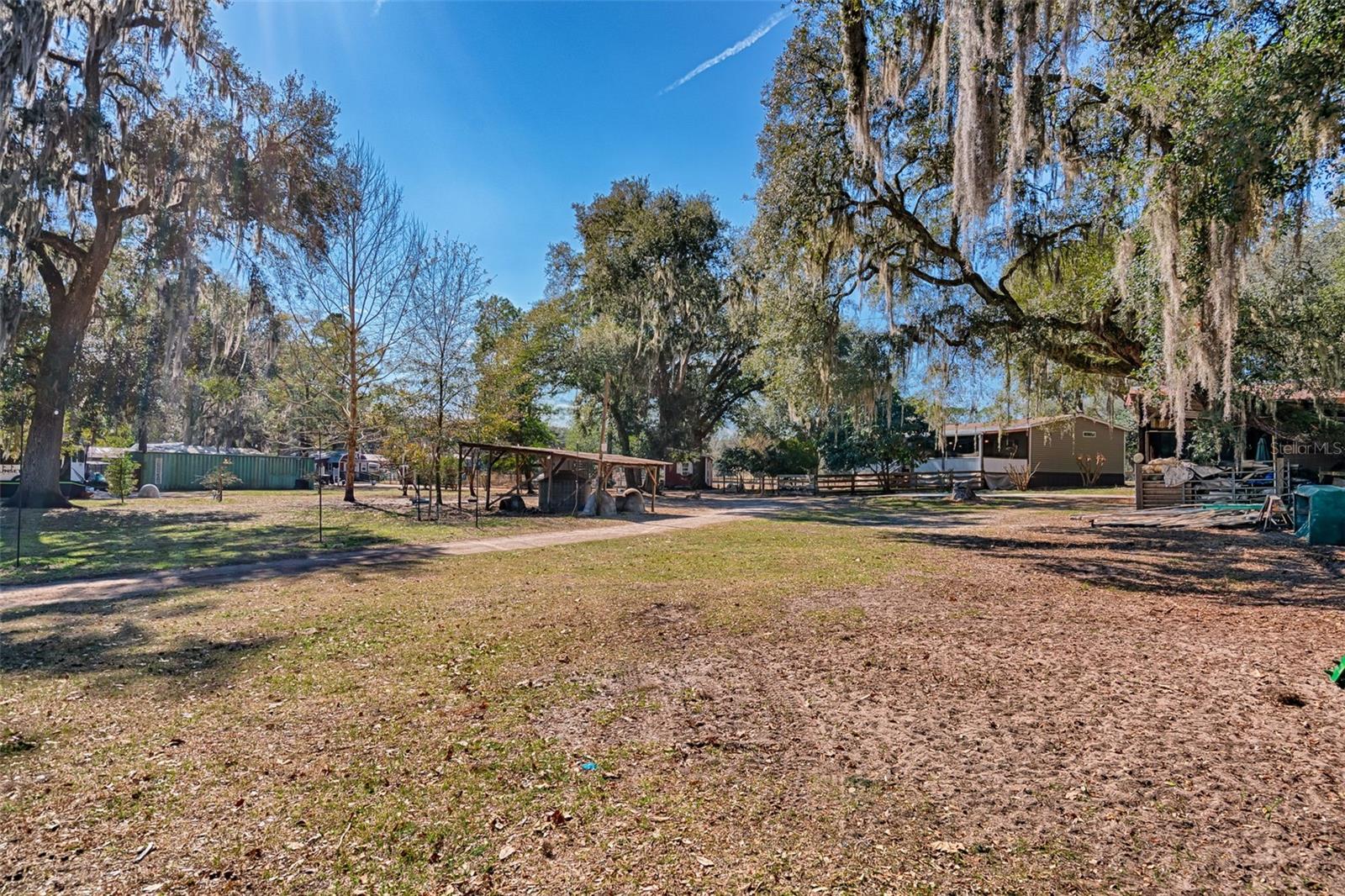 ROOTERVILLE - Residential