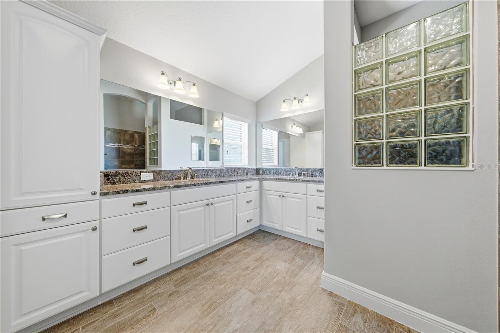 VILLAGES OF FRUITLAND PARK UNIT NO 33 - Residential