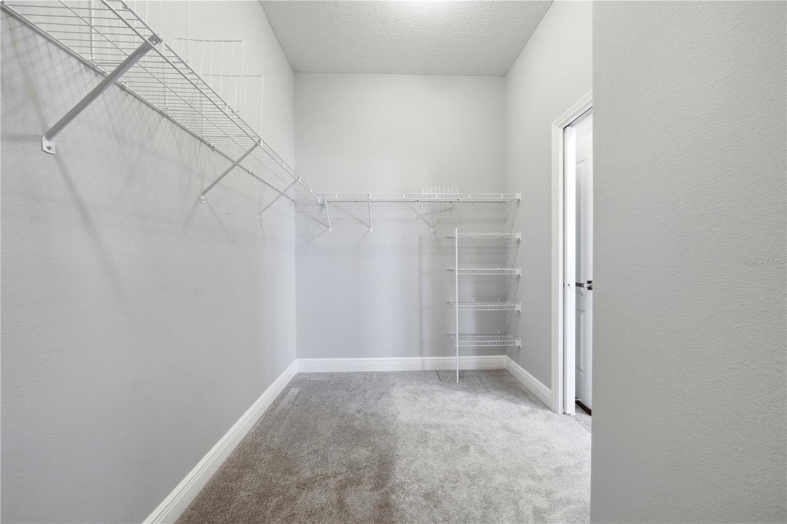 VILLAGES OF FRUITLAND PARK UNIT NO 33 - Residential