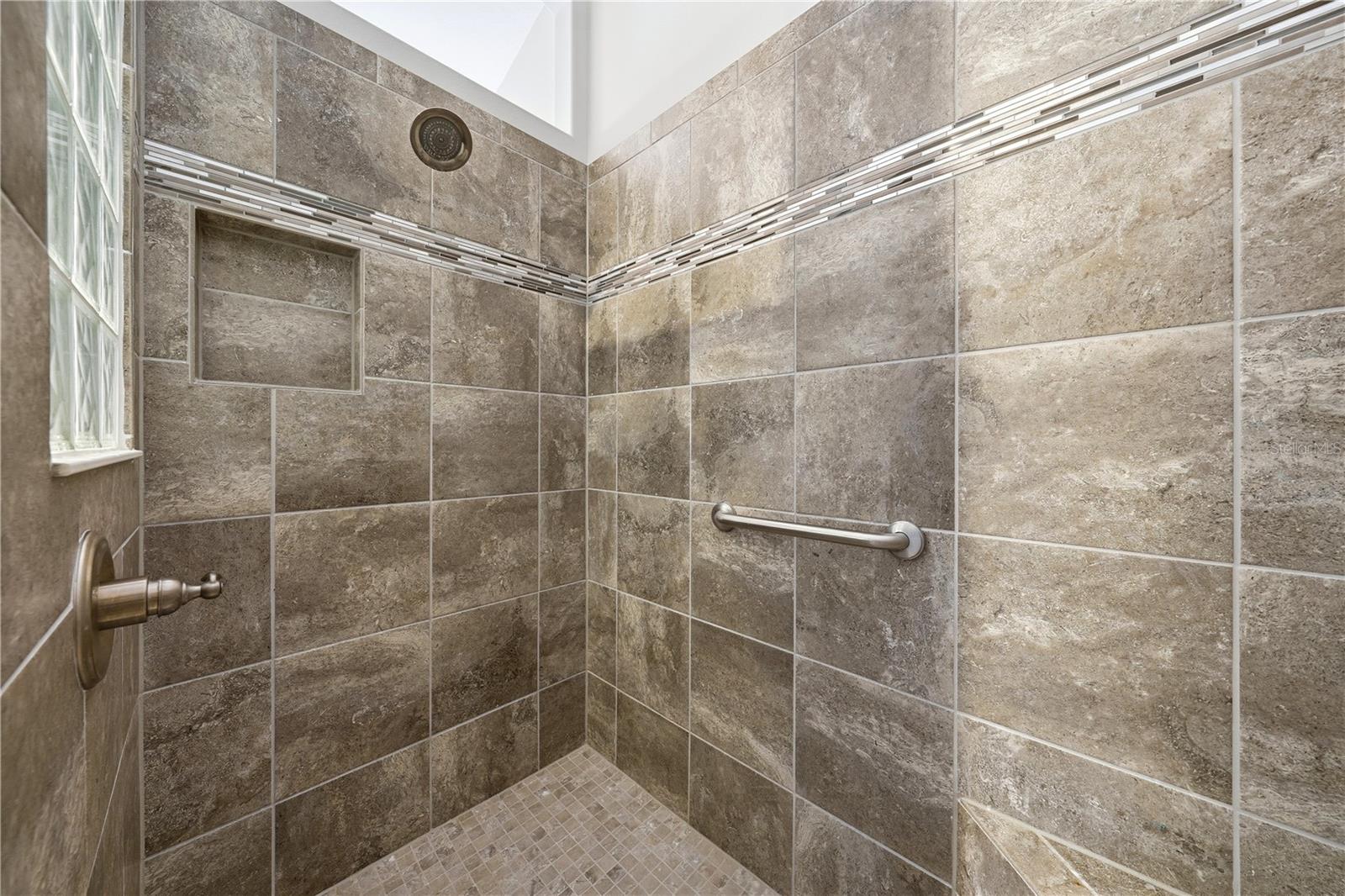 VILLAGES OF FRUITLAND PARK UNIT NO 33 - Residential