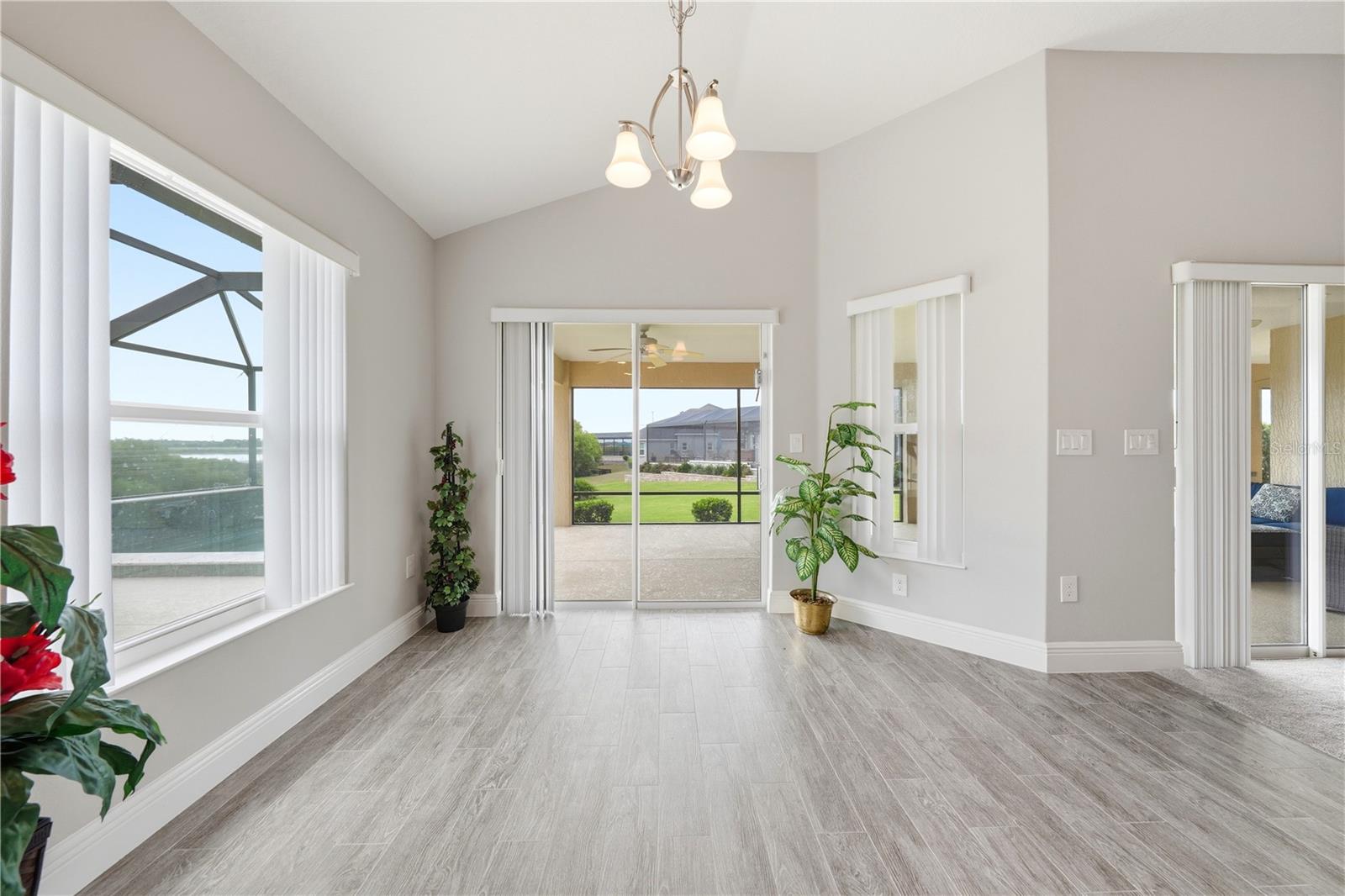 VILLAGES OF FRUITLAND PARK UNIT NO 33 - Residential