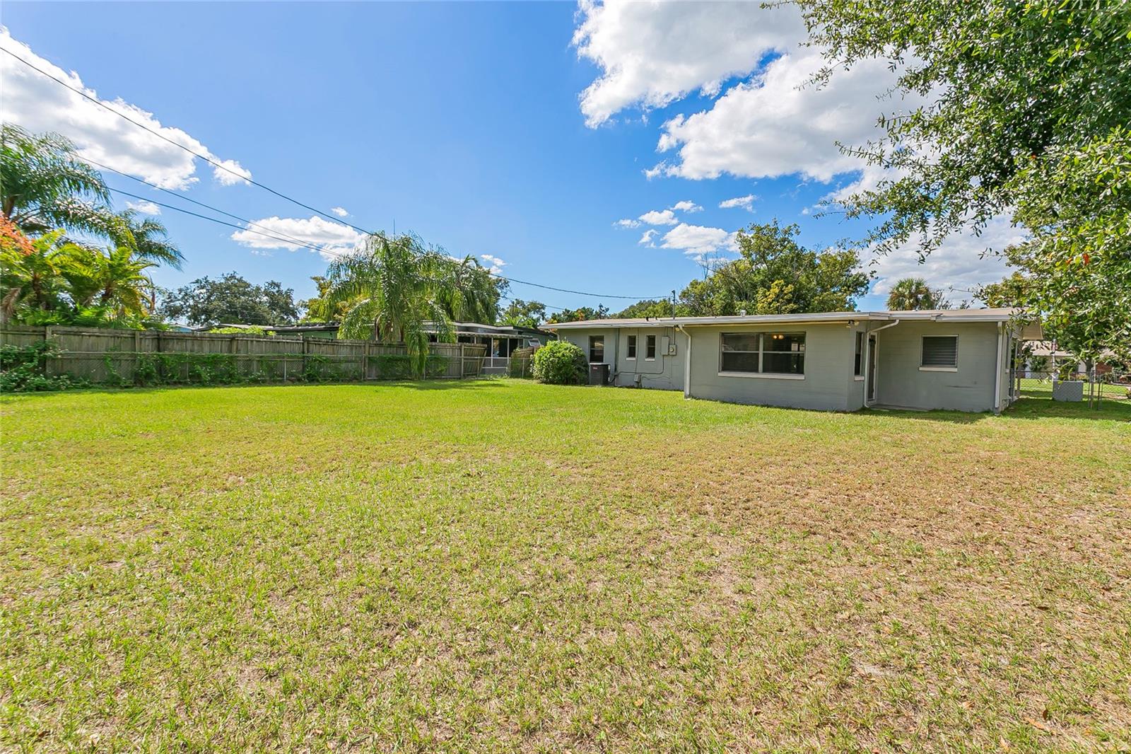 DOVER SHORES EIGHTH ADD - Residential