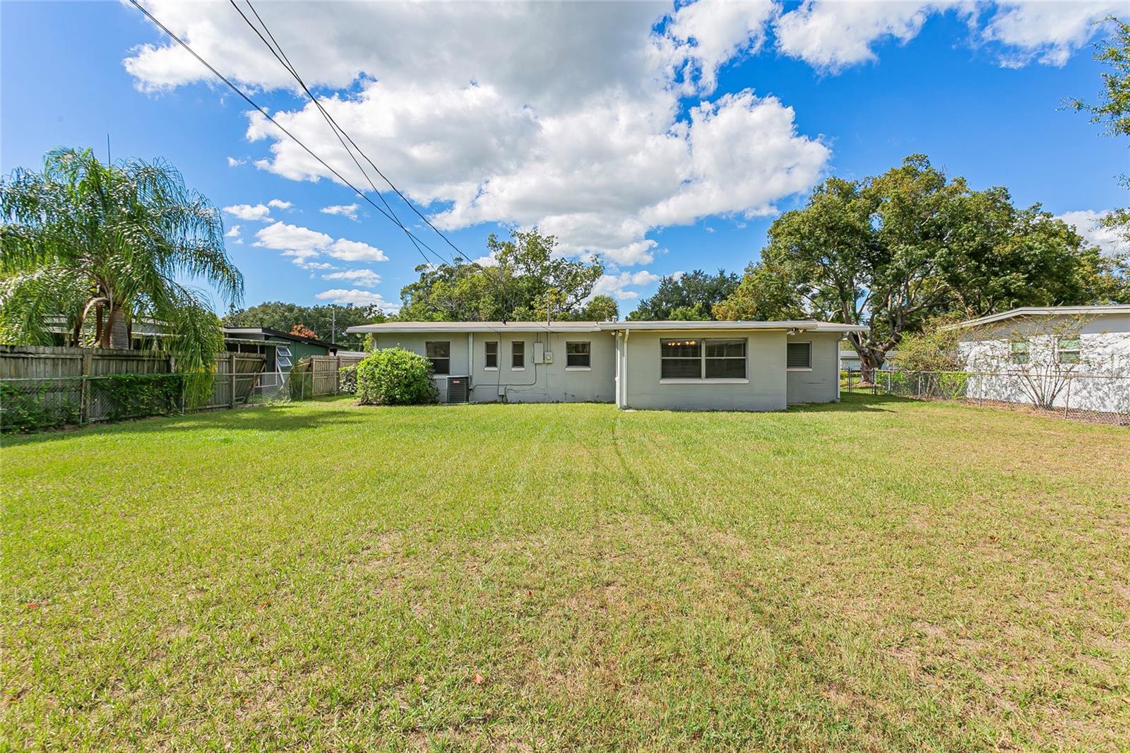 DOVER SHORES EIGHTH ADD - Residential