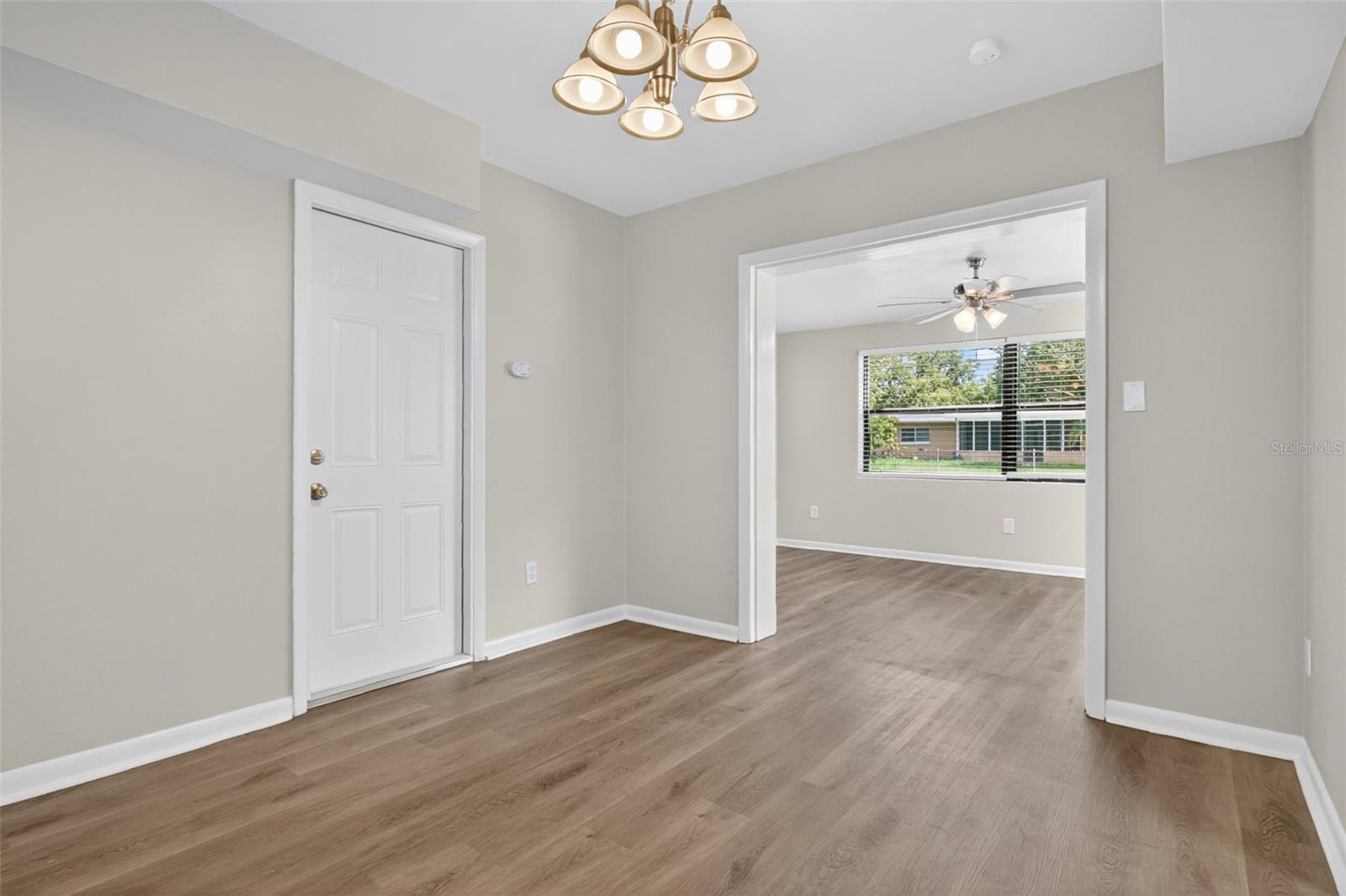 DOVER SHORES EIGHTH ADD - Residential