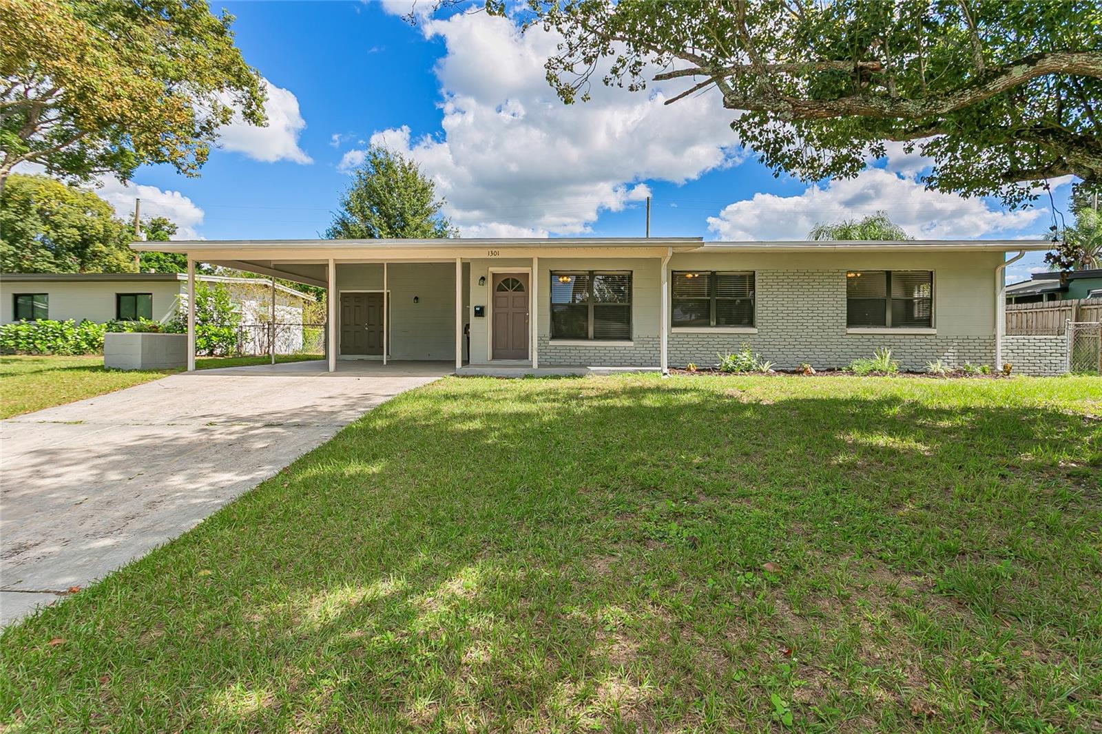 DOVER SHORES EIGHTH ADD - Residential