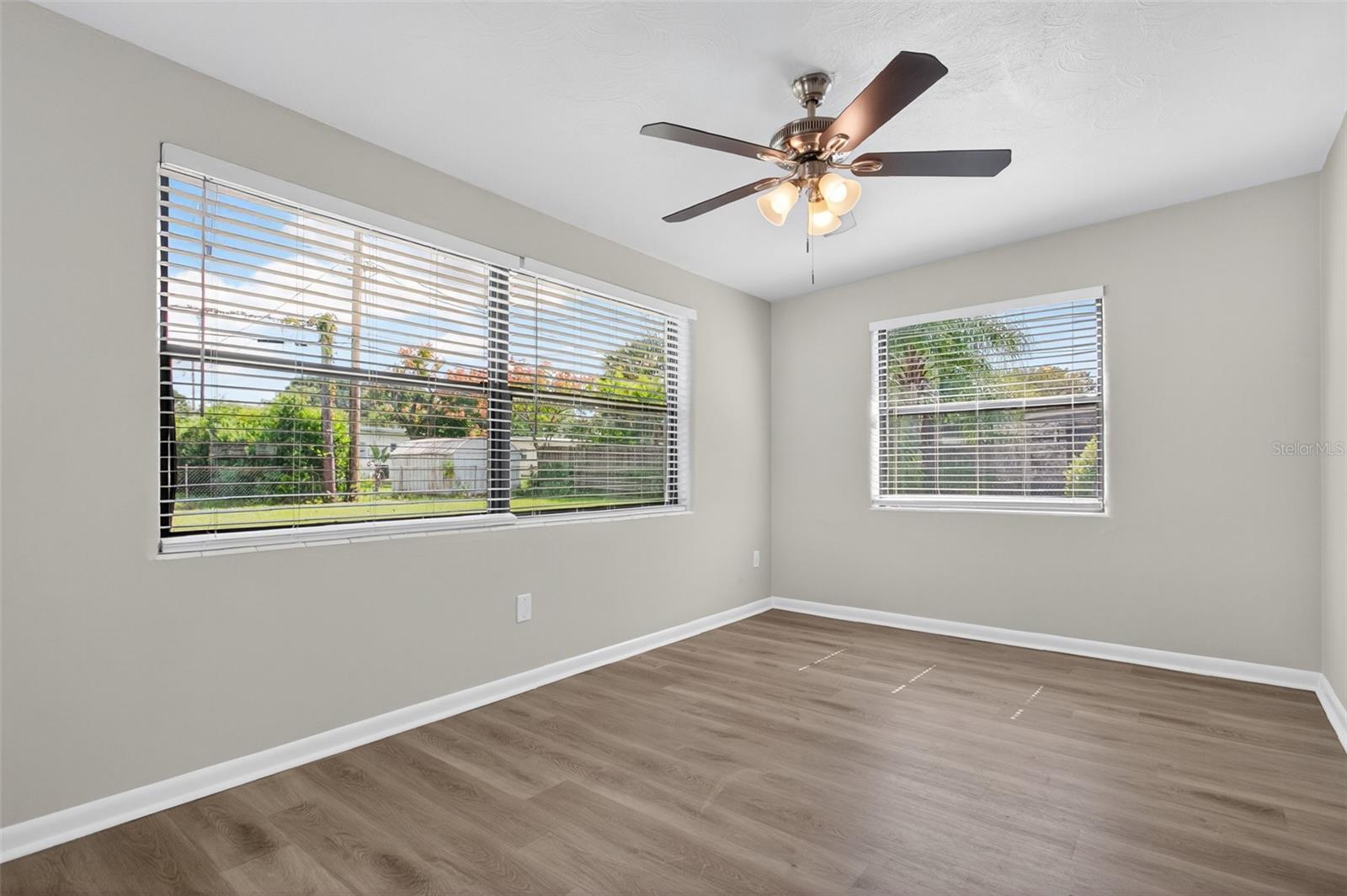 DOVER SHORES EIGHTH ADD - Residential