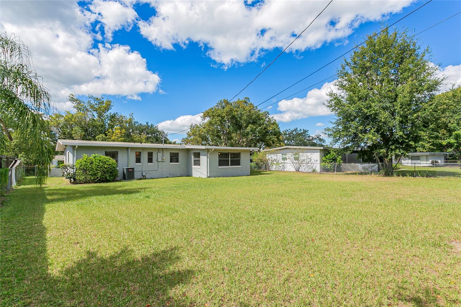 DOVER SHORES EIGHTH ADD - Residential