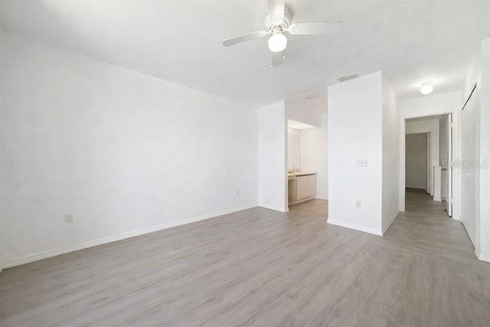 LAKE RIO TWNHMS - Residential Lease