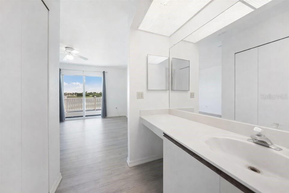 LAKE RIO TWNHMS - Residential Lease