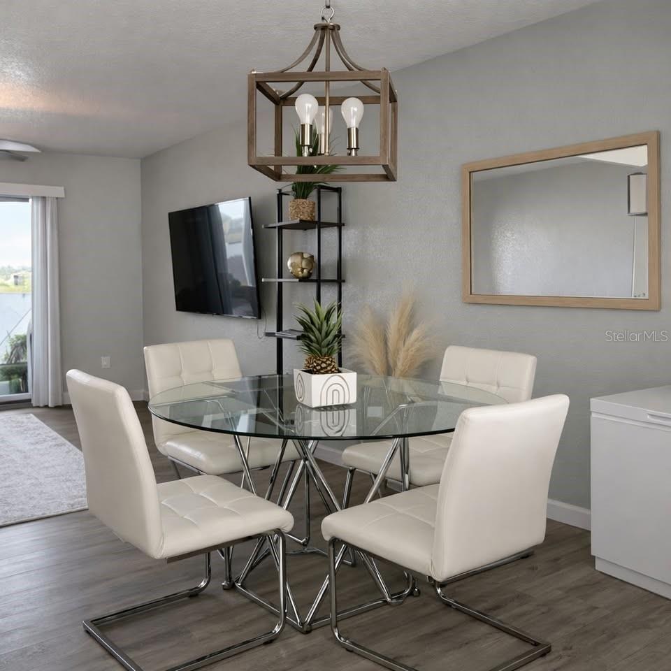 LAKE RIO TWNHMS - Residential Lease