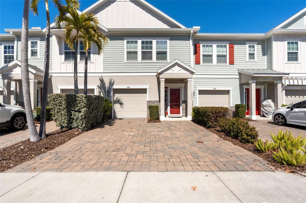 Photo of 1207 Sunset Lane, Dunedin, FL 34698 (MLS # TB8479015)