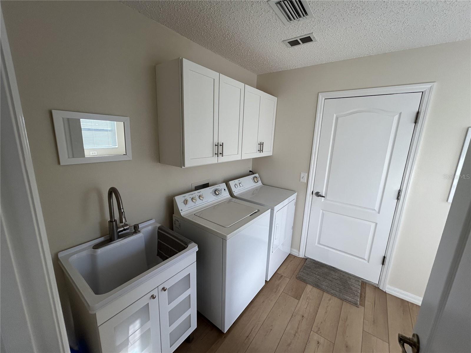 VILLAGES/SUMTER - Residential Lease