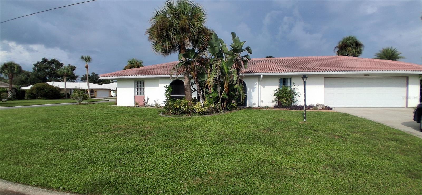 Freshly renovated home 3 bedrooms 3 bathrooms with a POOL and 2 car garage, fenced in yard available for rent in Sorento East. Close to Nokomis and Venice beach and many great local restaurants and shops. More photos coming.
