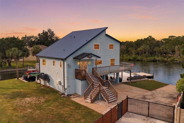 14523 BARLOW LN, HUDSON, FL 34667 - Image 447df32cd89bdc141cb607940aa6ce92/2578779308