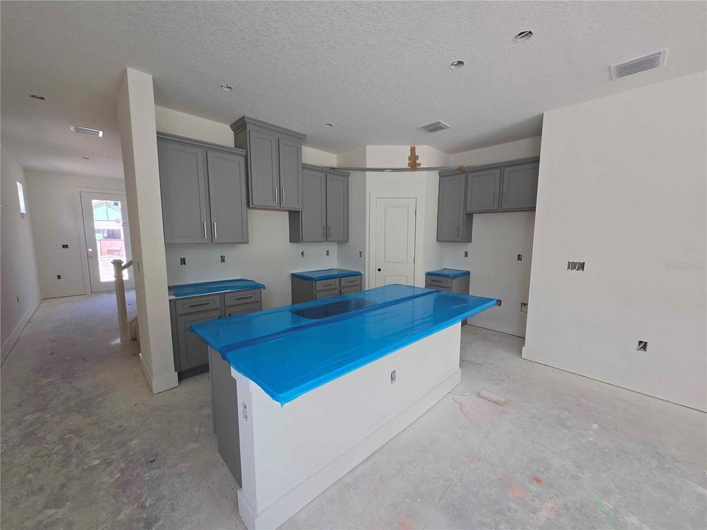 Photo of 6 Daybreak Run Loop, Spring Hill, FL 34609 (MLS # R4909954)