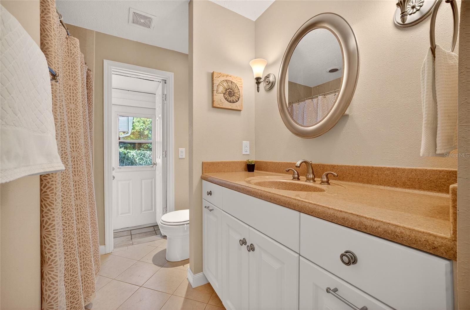 HOWELL ESTATES REP - Residential