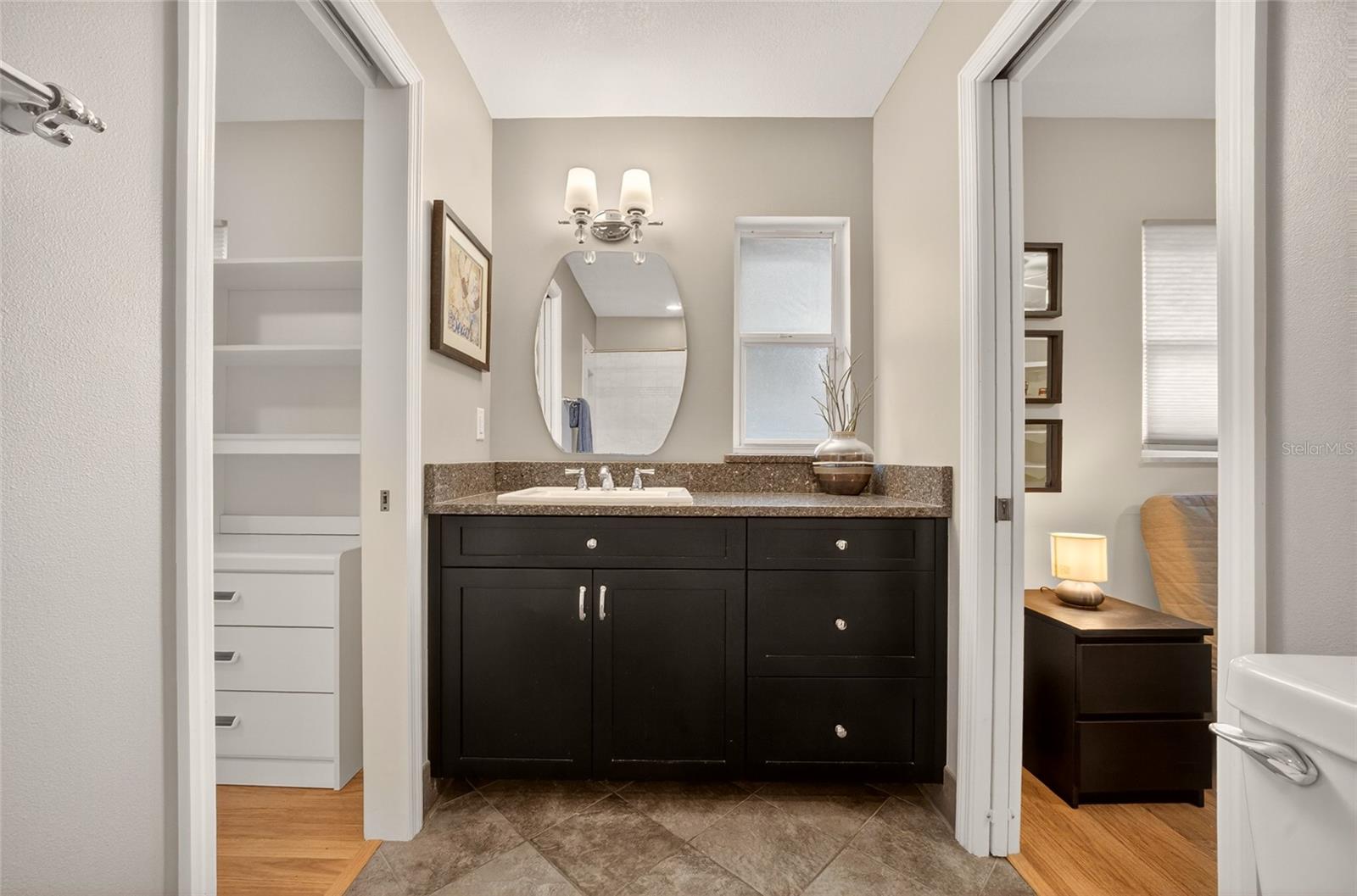 HOWELL ESTATES REP - Residential