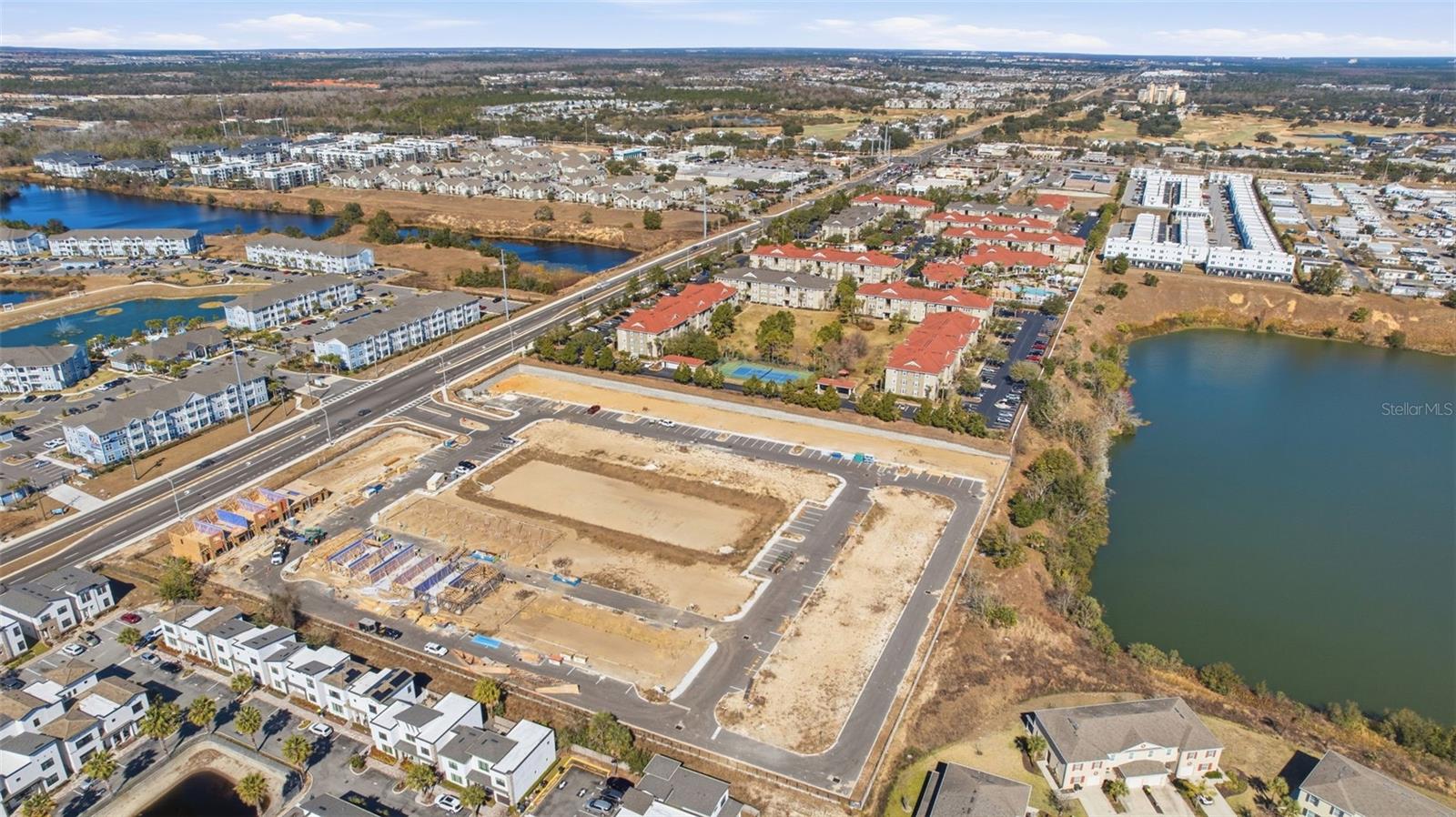 LAKE WILSON CONDOMINIUM - Residential