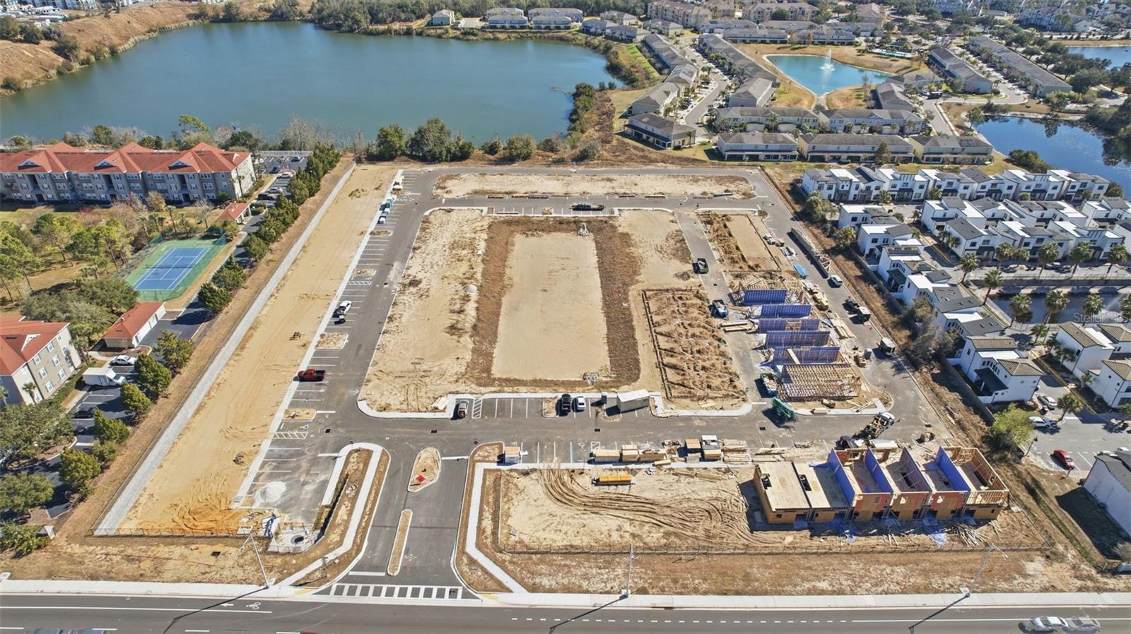 LAKE WILSON CONDOMINIUM - Residential