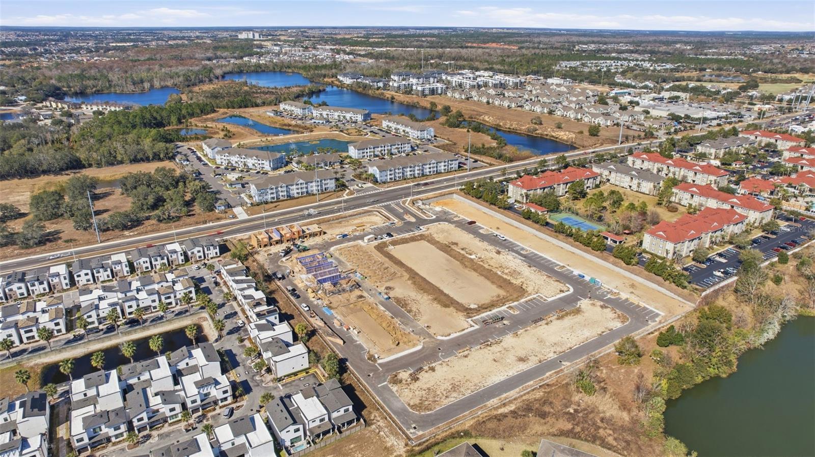 LAKE WILSON CONDOMINIUM - Residential