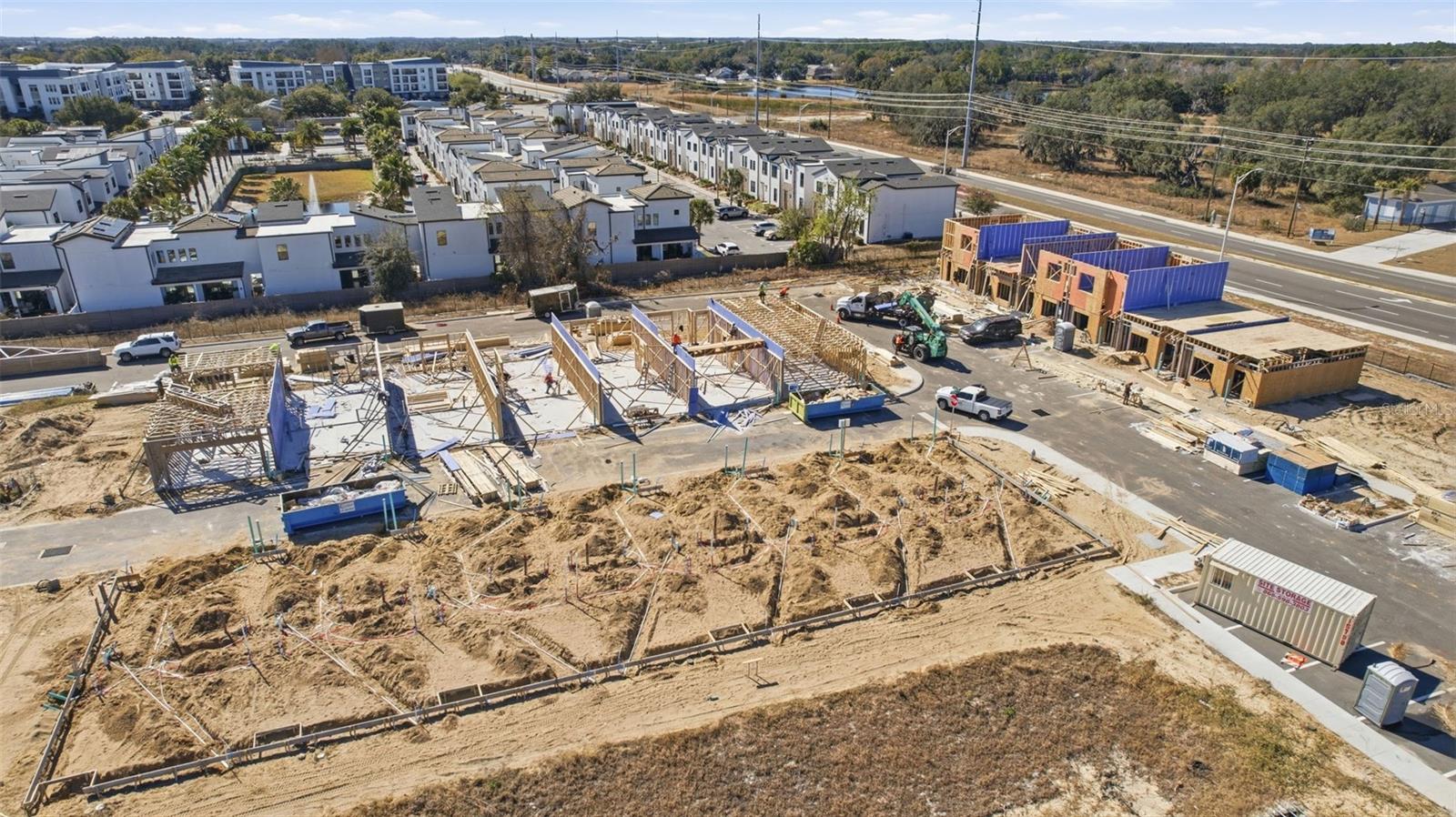 LAKE WILSON CONDOMINIUM - Residential