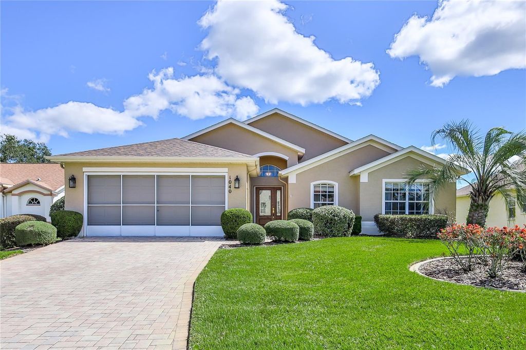 Photo of 1040 Walnut Hill Court, Spring Hill, FL 34609 (MLS # TB8438284)