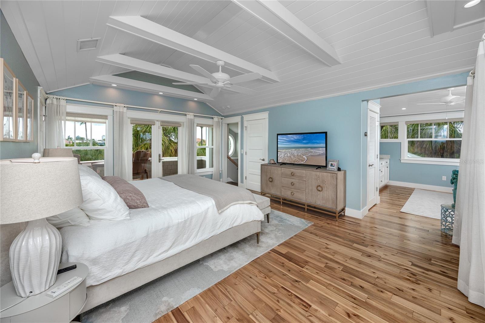 MOREY BEACH - Residential