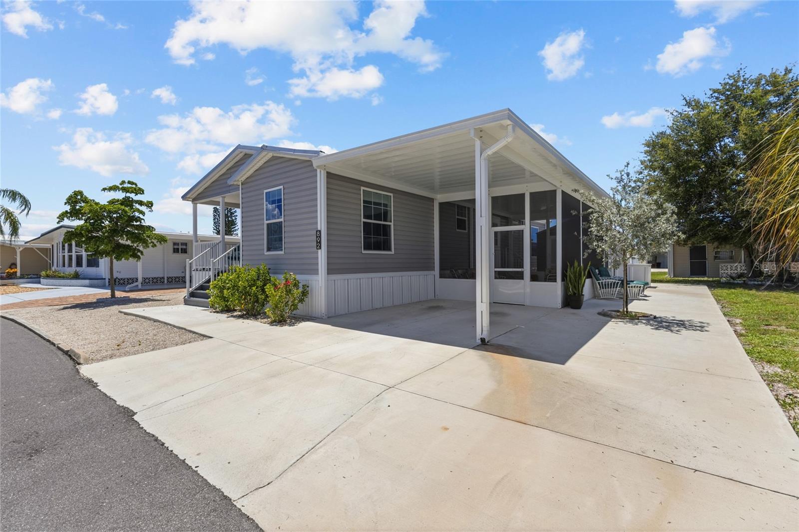 892 GRADO DRIVE, VENICE, FL, 34285 2 892 GRADO DRIVE
