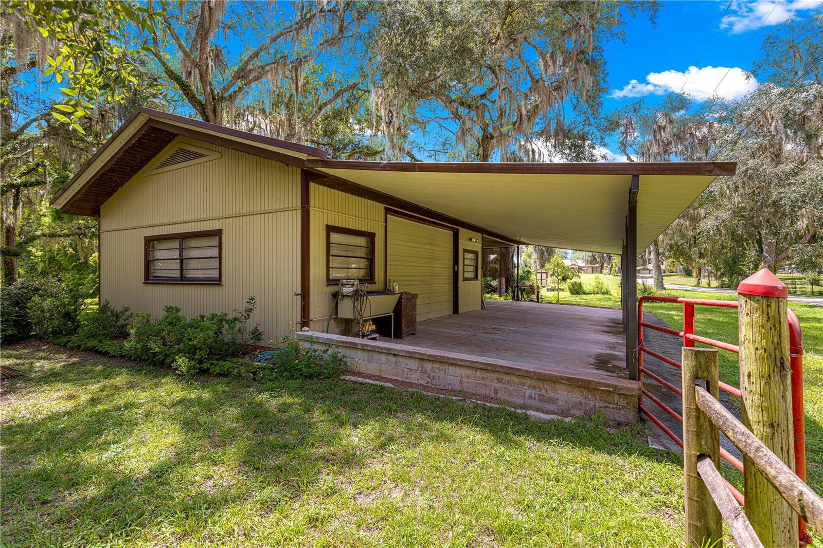 7434 E CABIN LANE