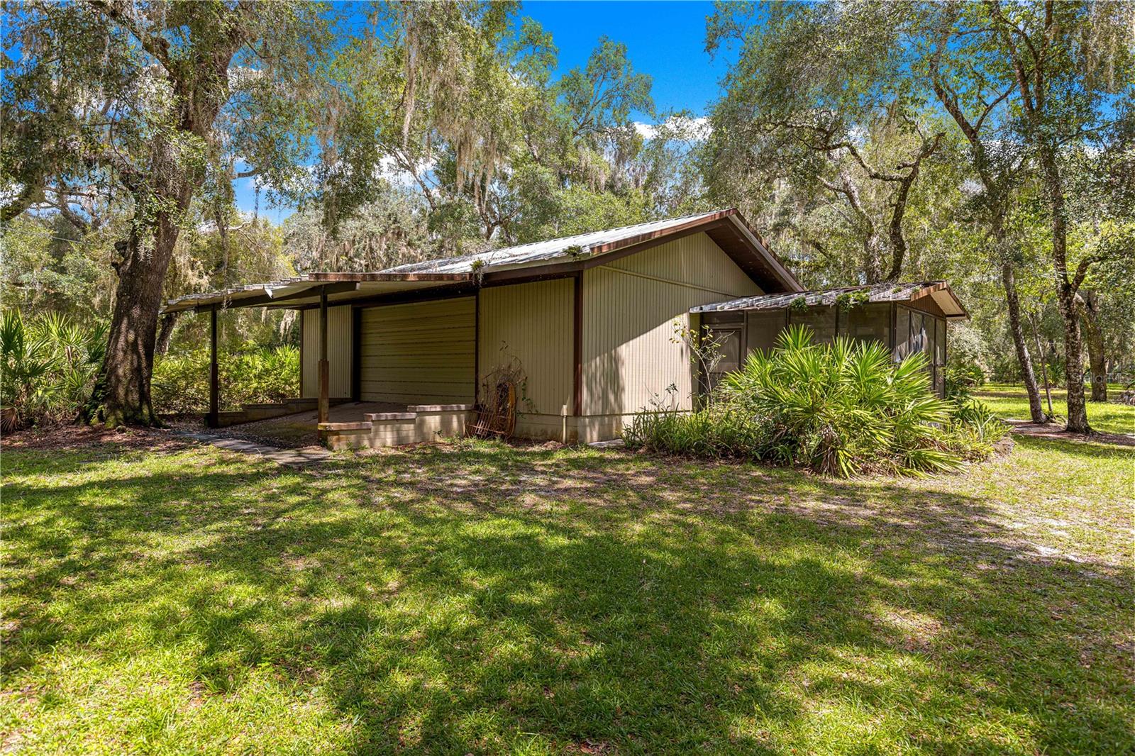 7434 E CABIN LANE