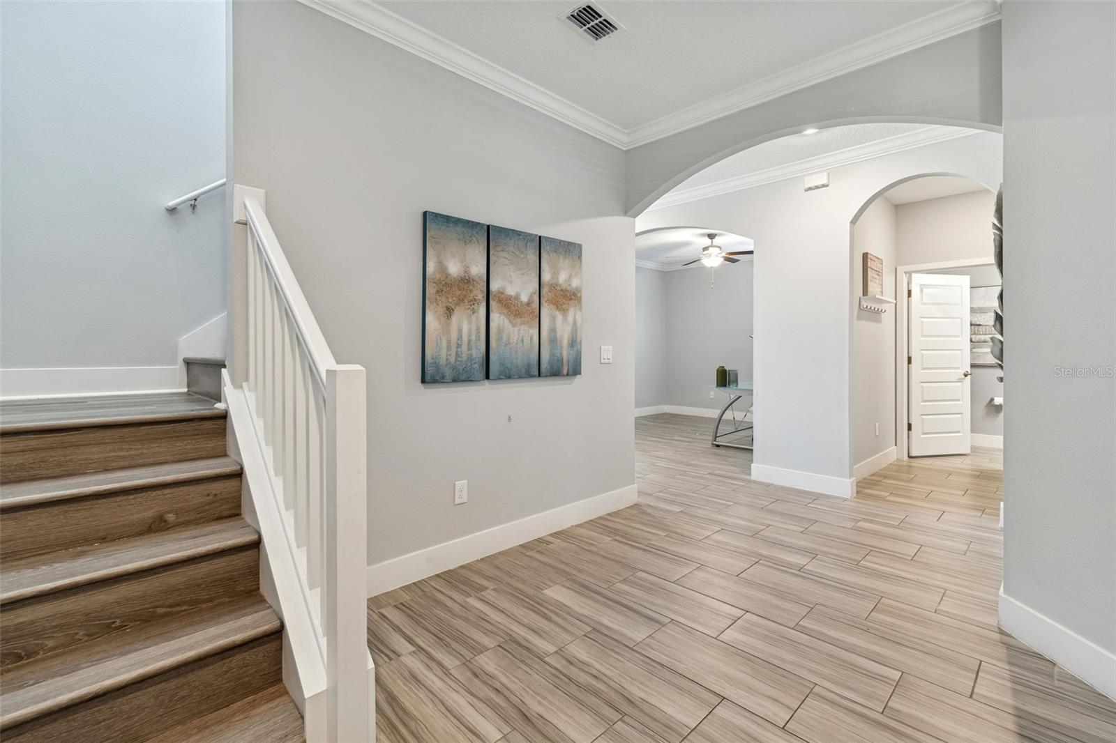 9822 LITTLE BLUESTEM DRIVE