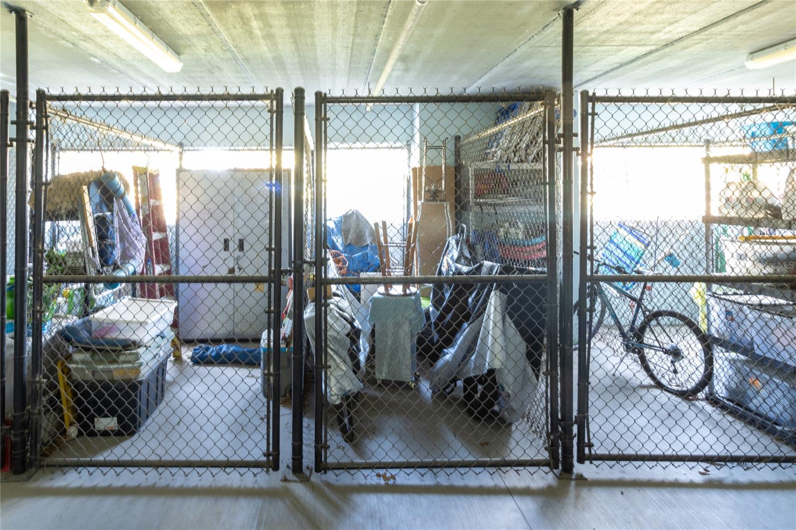 PALMA SOLA BAY CLUB PH 1 - Residential