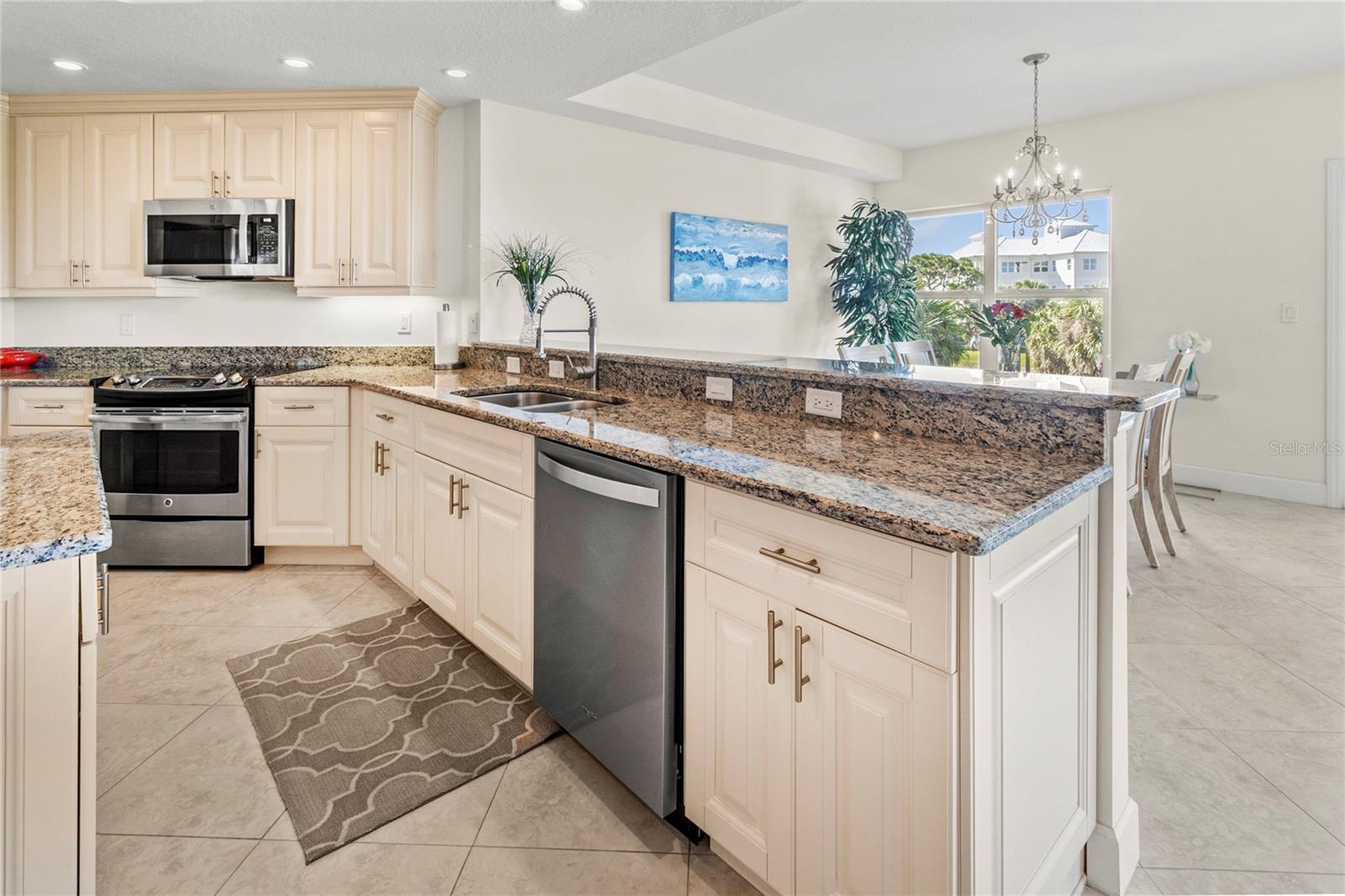 PALMA SOLA BAY CLUB PH 1 - Residential