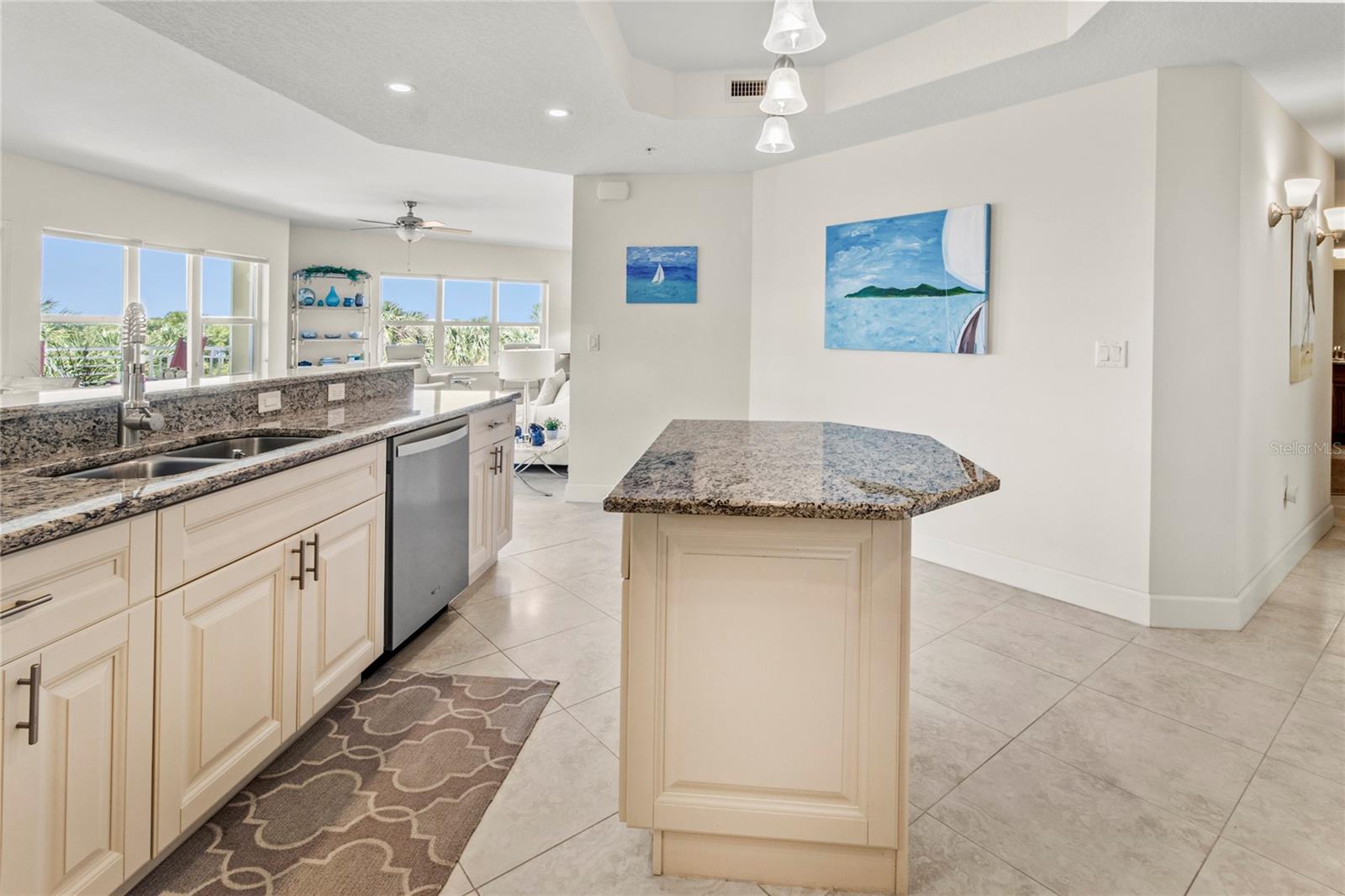 PALMA SOLA BAY CLUB PH 1 - Residential