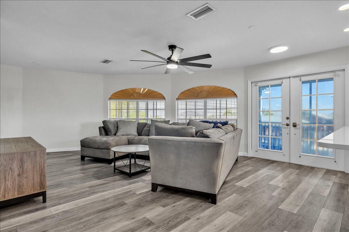 PIRATE HARBOR - Residential