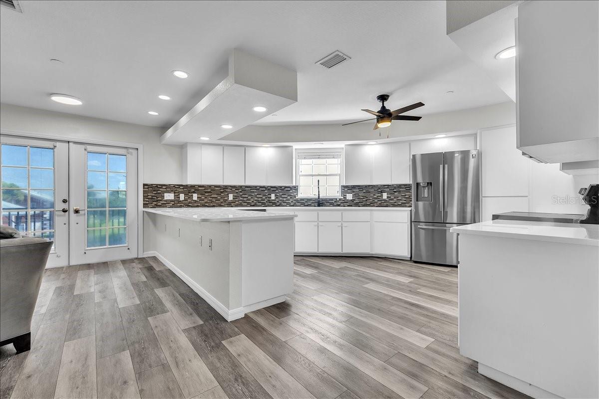 PIRATE HARBOR - Residential