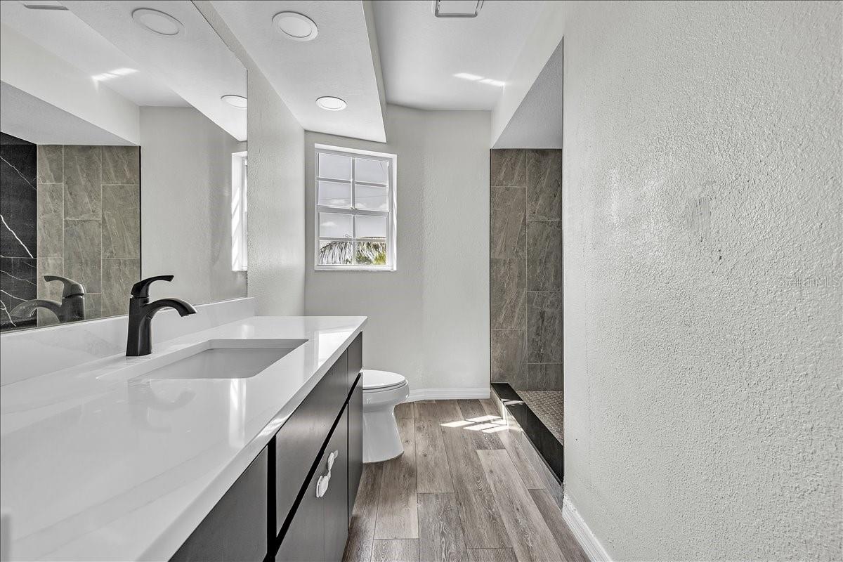 PIRATE HARBOR - Residential