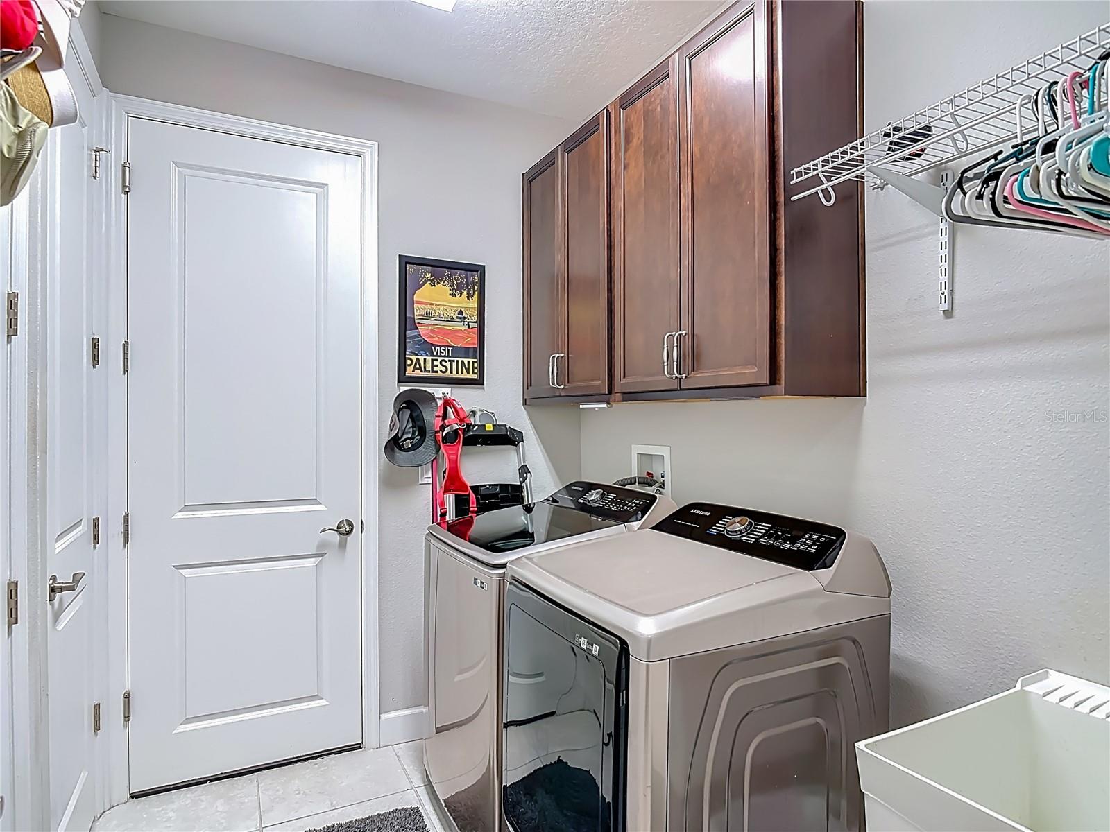 VICTORIA GARDENS PHASE 6 - Residential