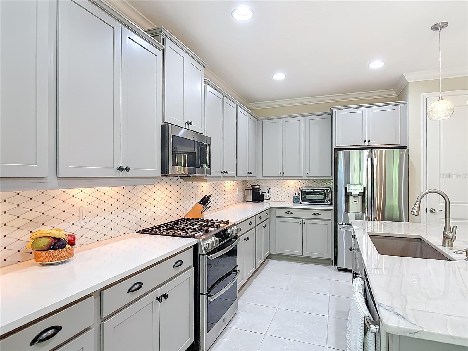 VICTORIA GARDENS PHASE 6 - Residential