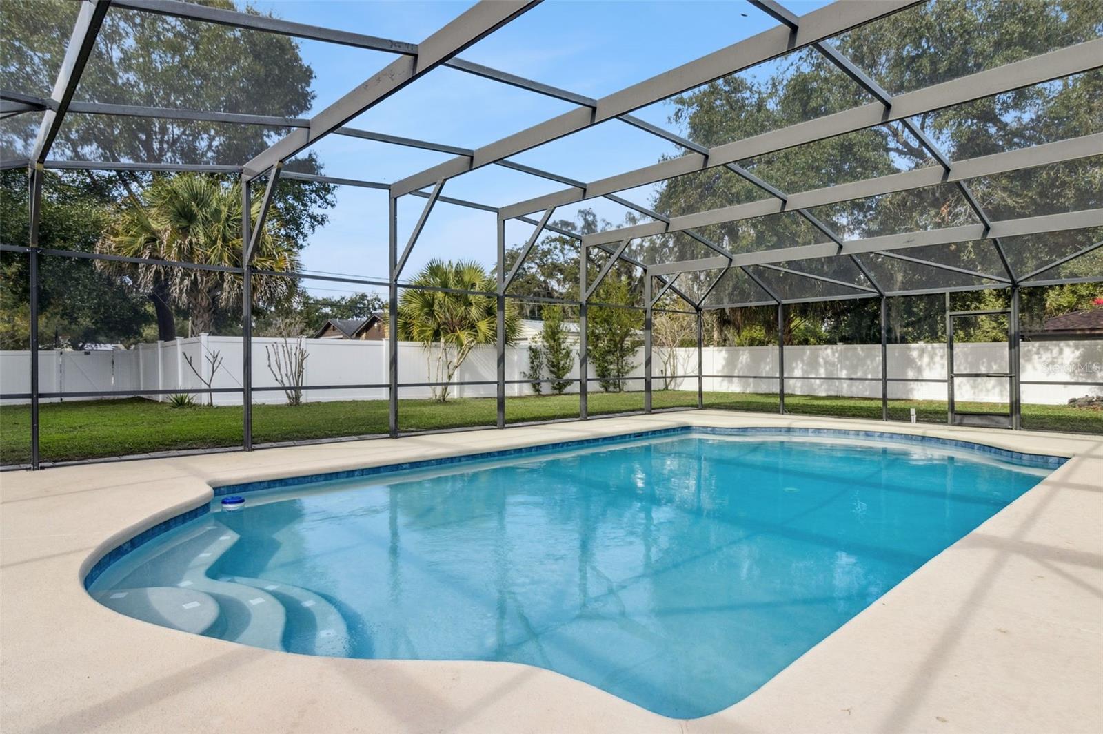 LAKE PEARL ESTATES - Residential