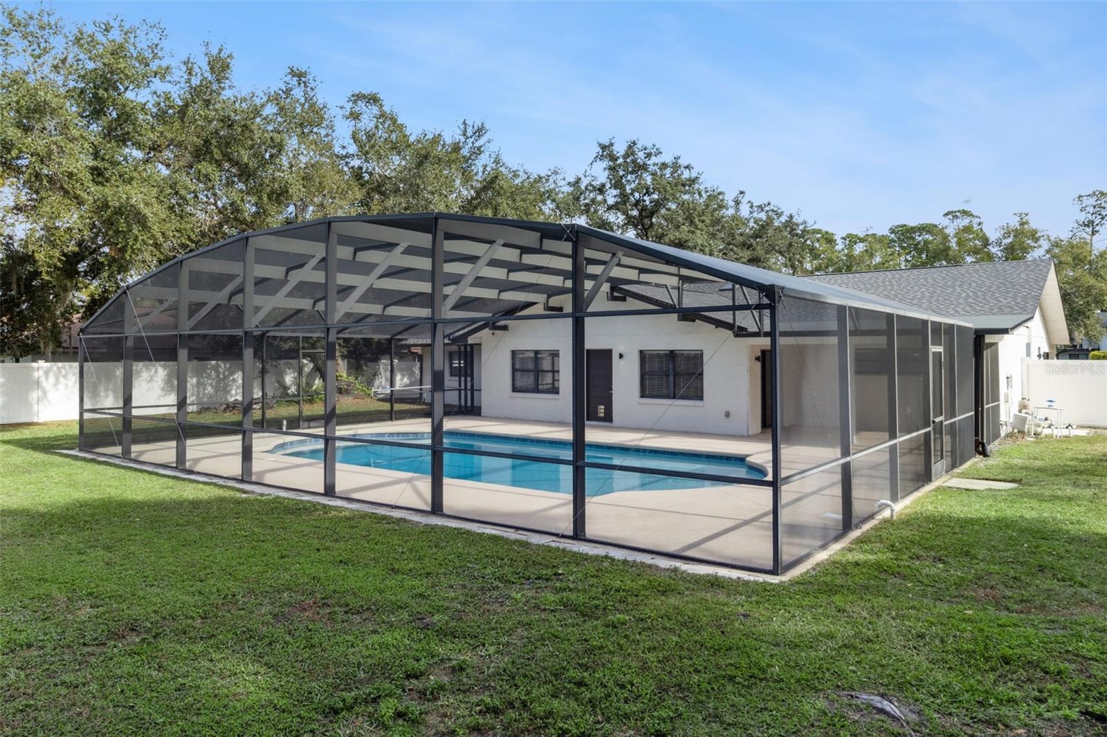 LAKE PEARL ESTATES - Residential