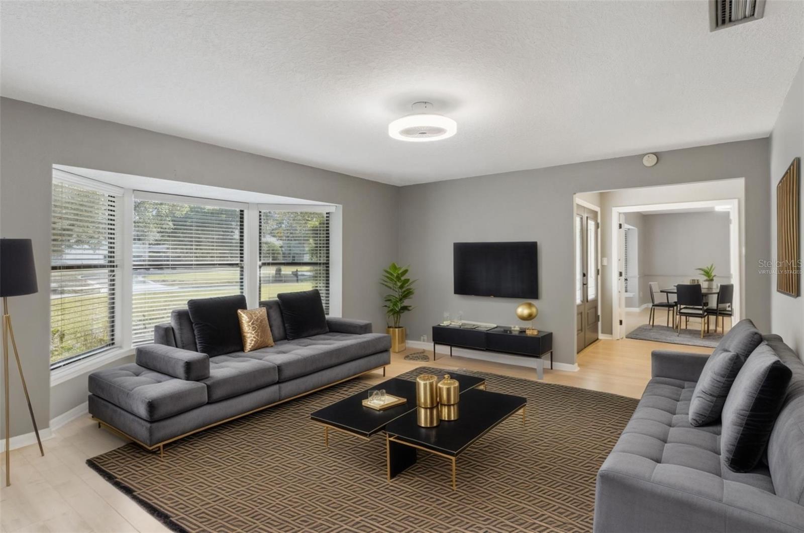 LAKE PEARL ESTATES - Residential