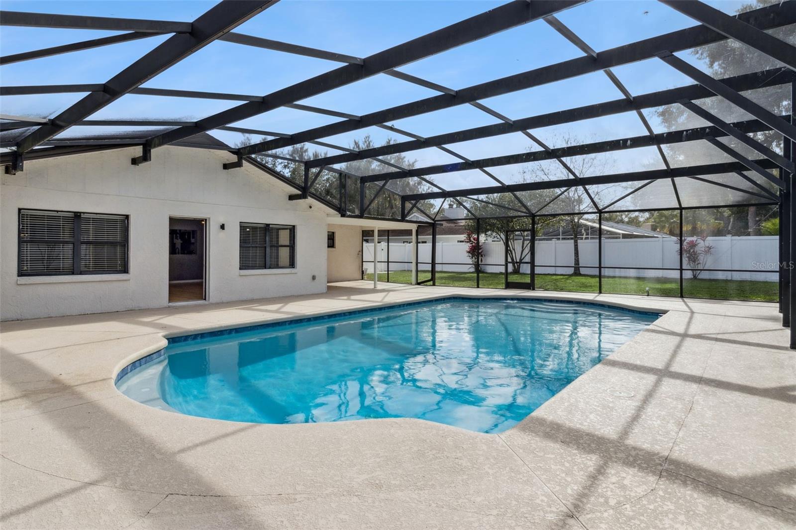 LAKE PEARL ESTATES - Residential