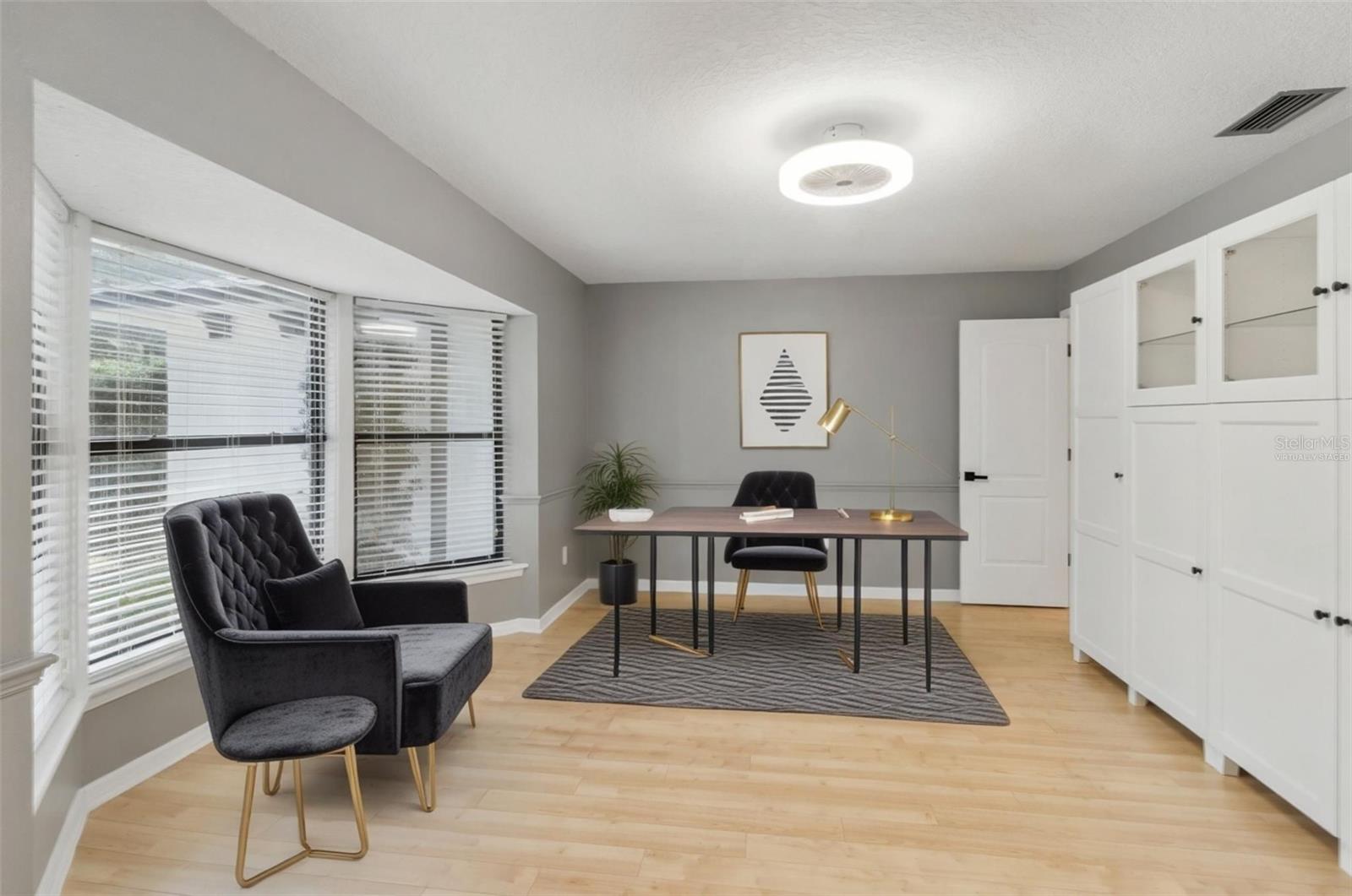 LAKE PEARL ESTATES - Residential