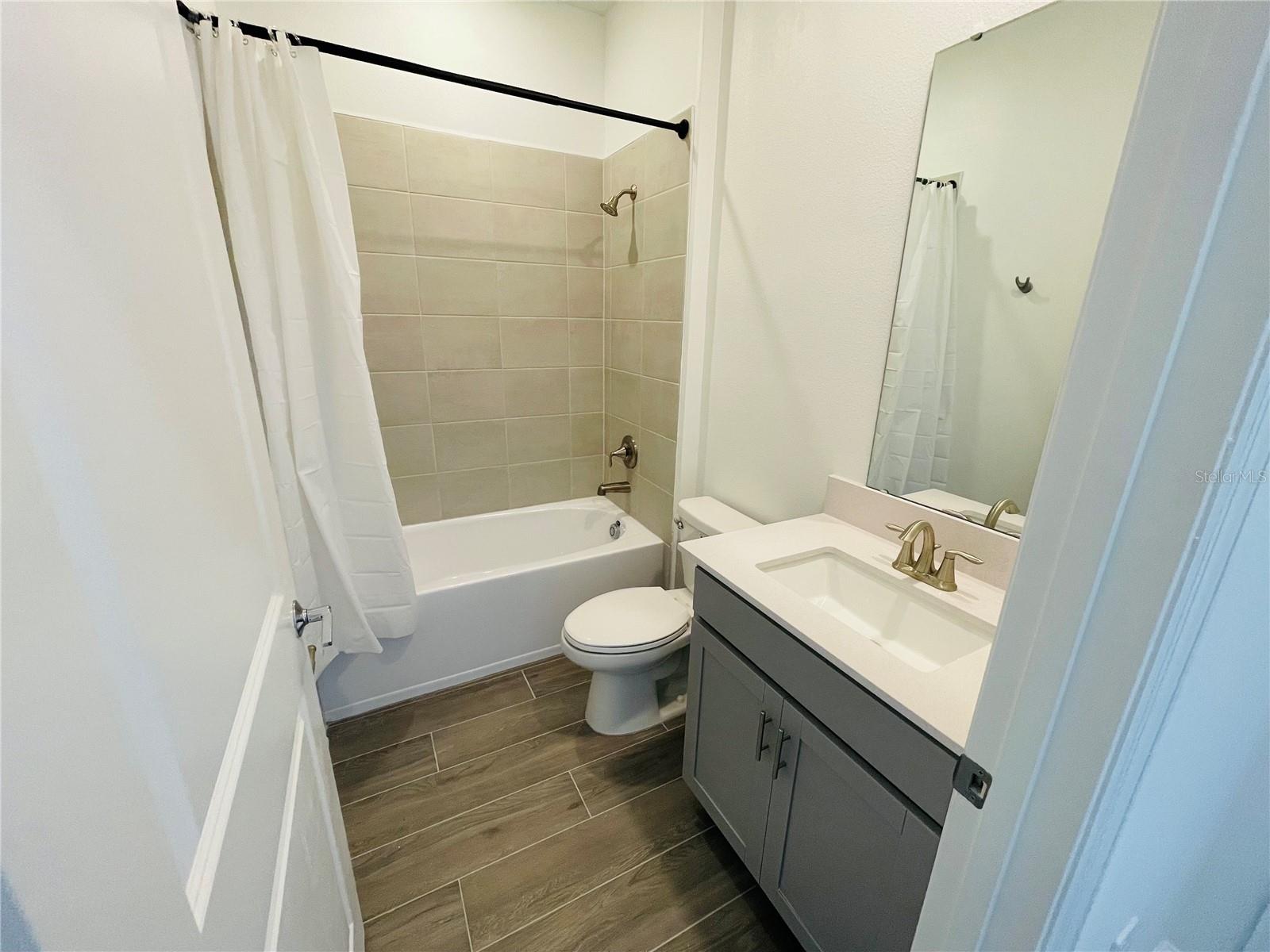 WELLNESS WAY 60S - Residential Lease