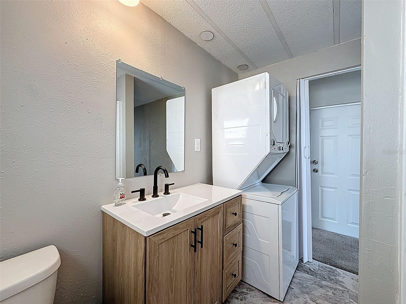 SIGNAL COVE - Residential