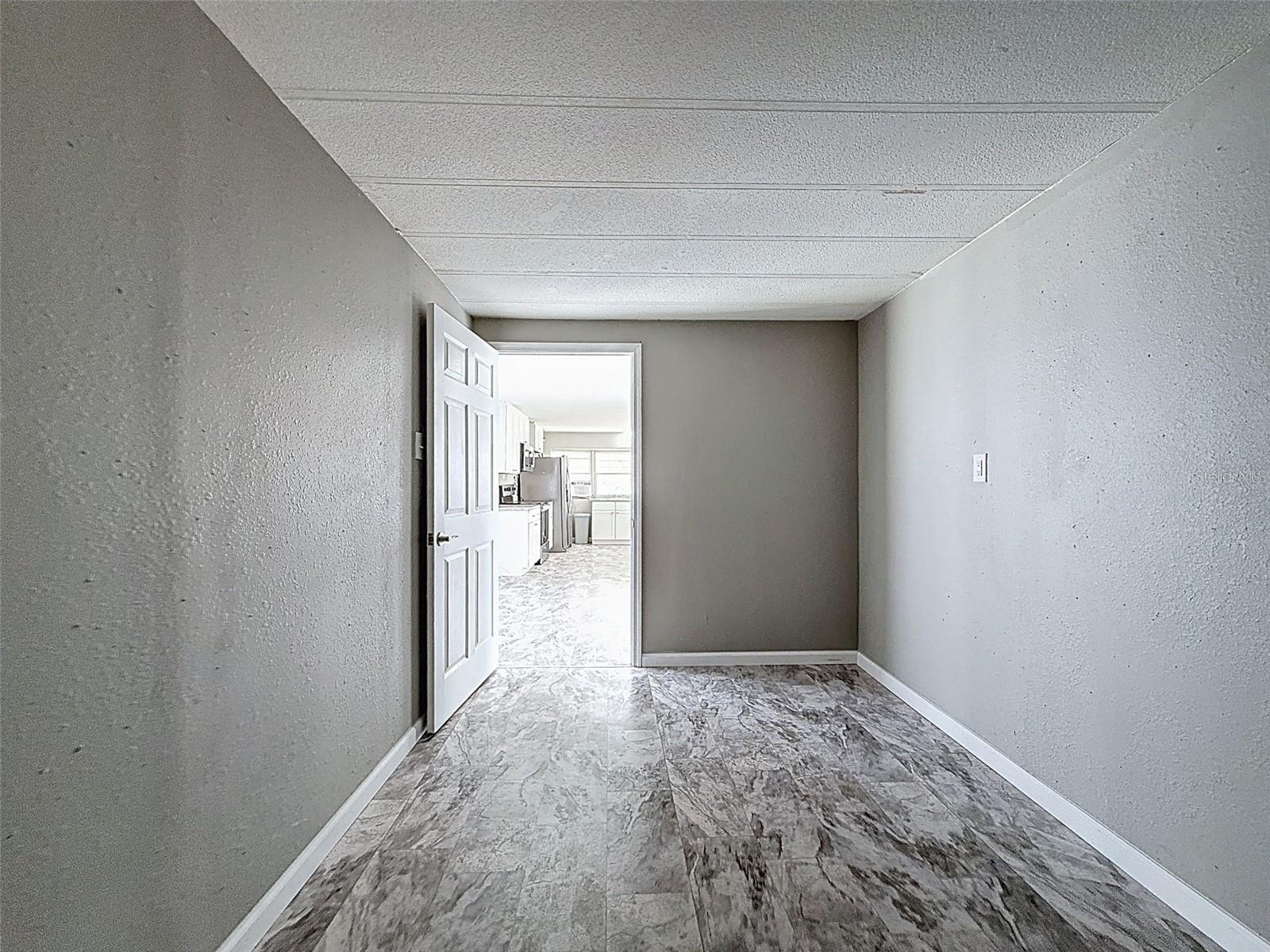 SIGNAL COVE - Residential