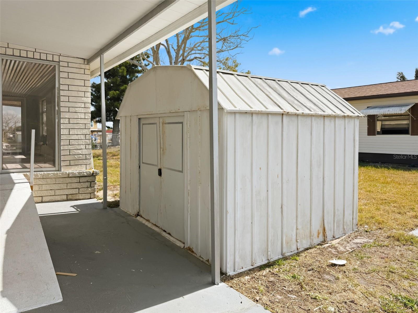 SIGNAL COVE - Residential